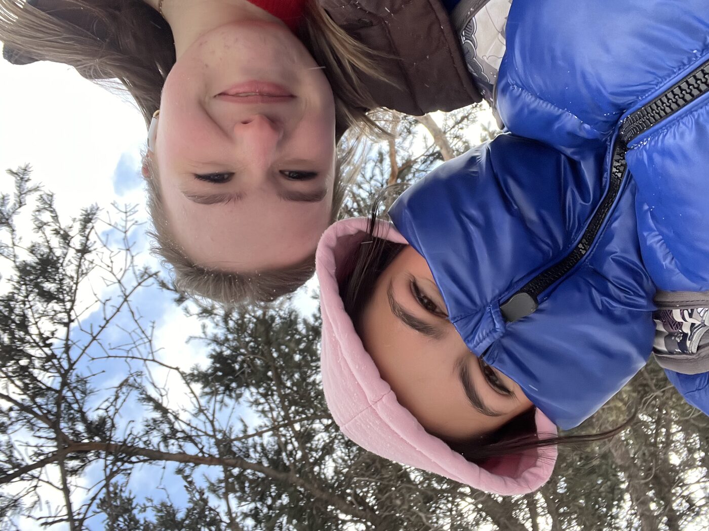 Tess and Alona in the snow